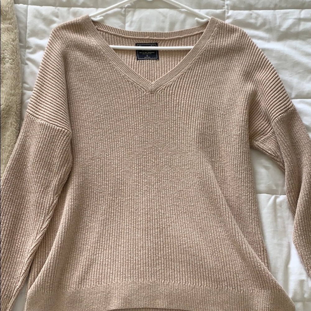 1 Abercrombie light brown Sweater